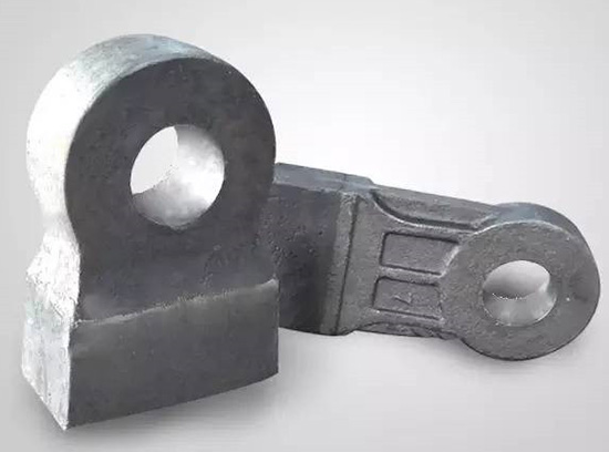 破碎機結構不合理造成破碎機錘頭不耐磨！